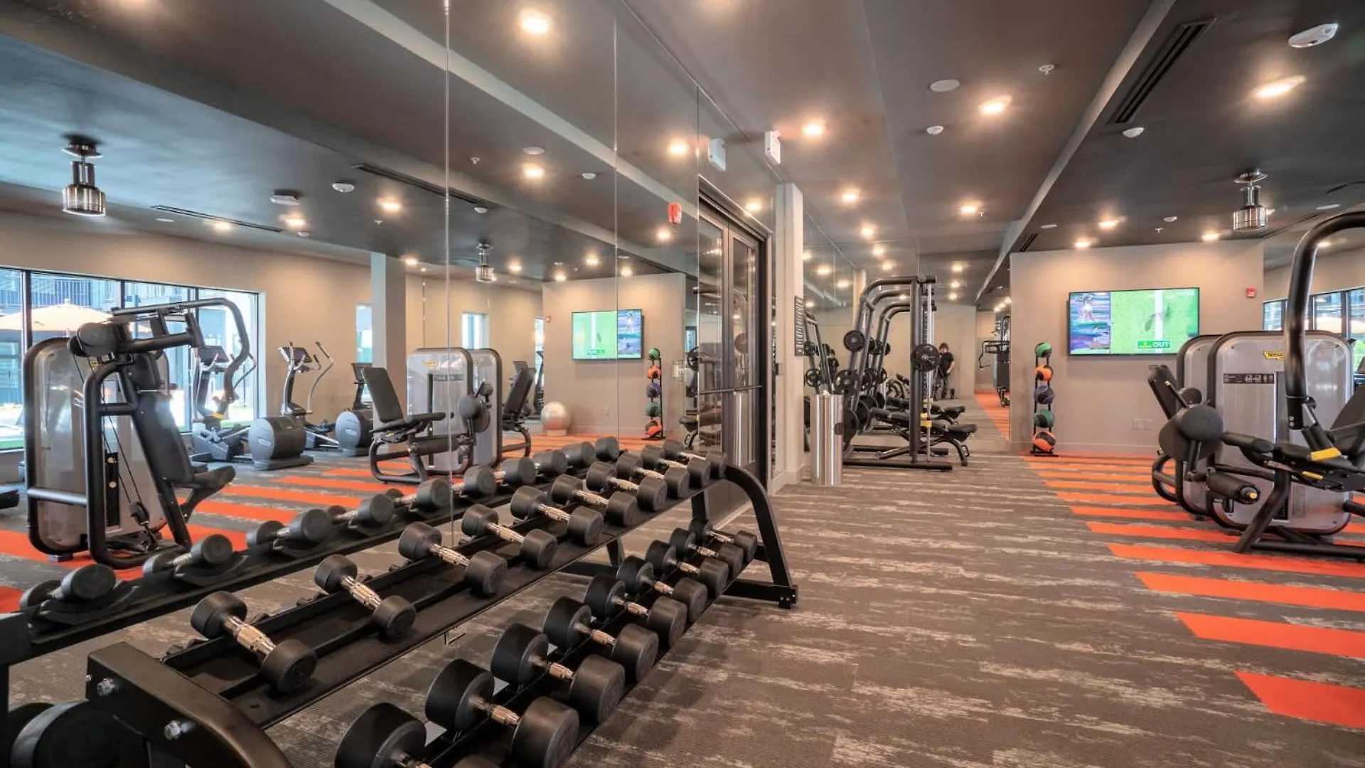 Modern Nulu 2Br Cozysuites 02 ルイスビル アパート